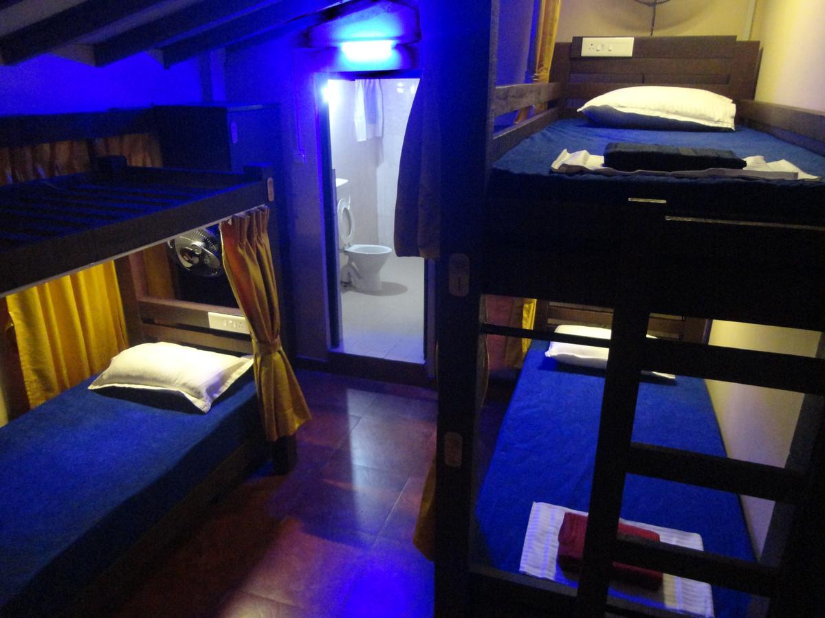 The Yuppi Hippi Female Hostel อันจูนา ภายนอก รูปภาพ