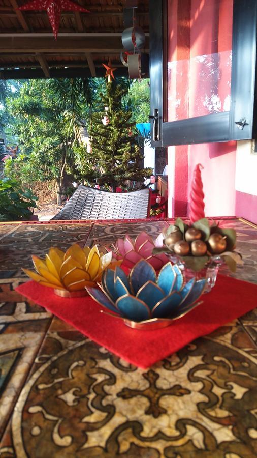 The Yuppi Hippi Female Hostel อันจูนา ภายนอก รูปภาพ